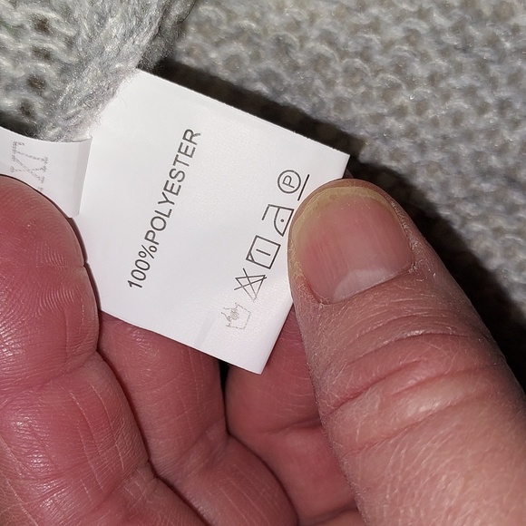 Cardigan - Picture 5 of 8